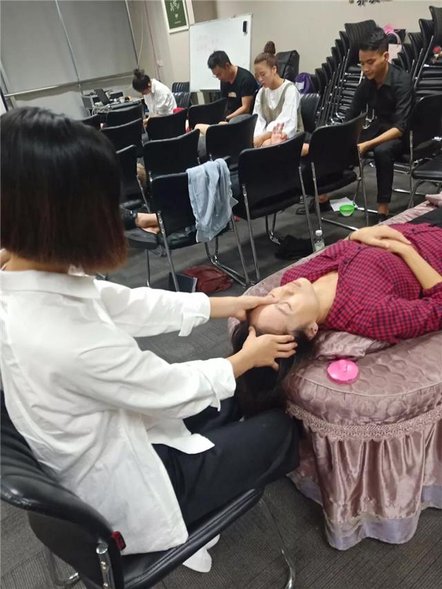 养发馆加盟