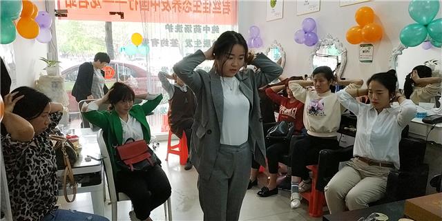 君丝佳养发馆加盟