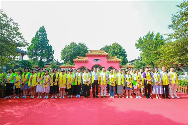 君丝佳养发馆加盟