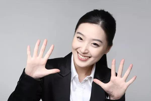 君丝佳养发馆加盟